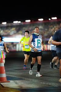 BIB: 1000, 430
                            <button type="button" onclick="openModal(22979695)" class="btn btn-primary btn-sm float-right btn-popup" data-toggle="modal" data-target=".modal-high-quality">
                        <i class="fas fa-shopping-cart"></i> Add to Cart
                    </button>
                                            <button type="button" onclick="isThisMe(22979695, true)" class="btn btn-success btn-sm float-right btn-popup btn-isme hidden" data-toggle="tooltip" data-placement="bottom" title="นี่คือรูปของคุณใช่ไหม คลิกที่นี่เพื่อเอาเข้าอัลบั้ม">
                        <i class="fas fa-plus"></i> Add to album
                    </button>
                    <button type="button" onclick="isThisMe(22979695, false)" class="btn btn-warning btn-sm float-right btn-popup btn-isnotme hidden">
                        <i class="fas fa-ban"></i> Remove from album
                    </button>